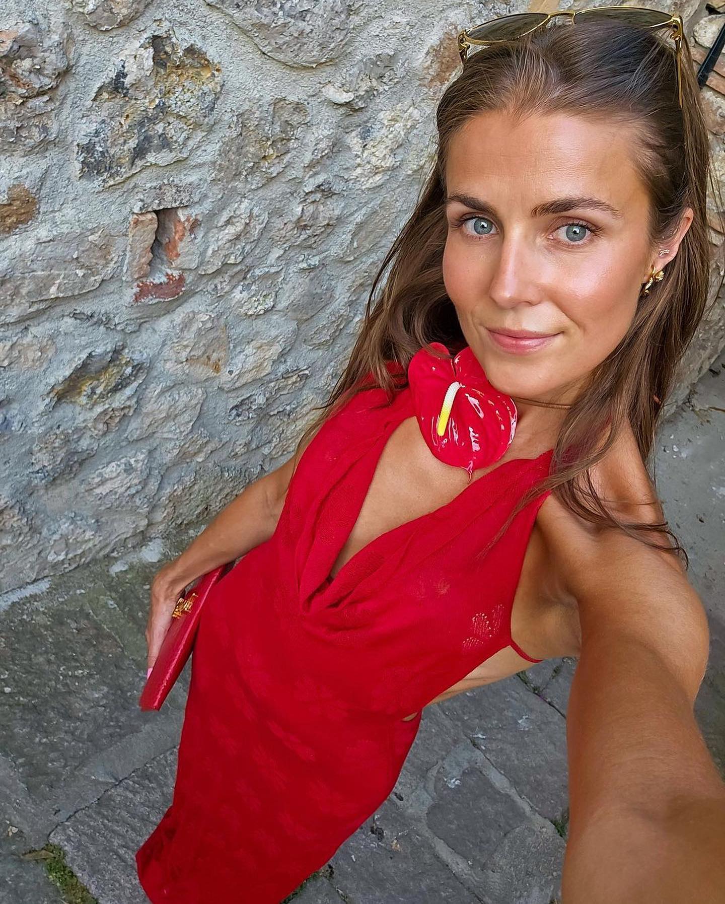 Asta Resort Klara Dress in Rosa Red – WMIYHire