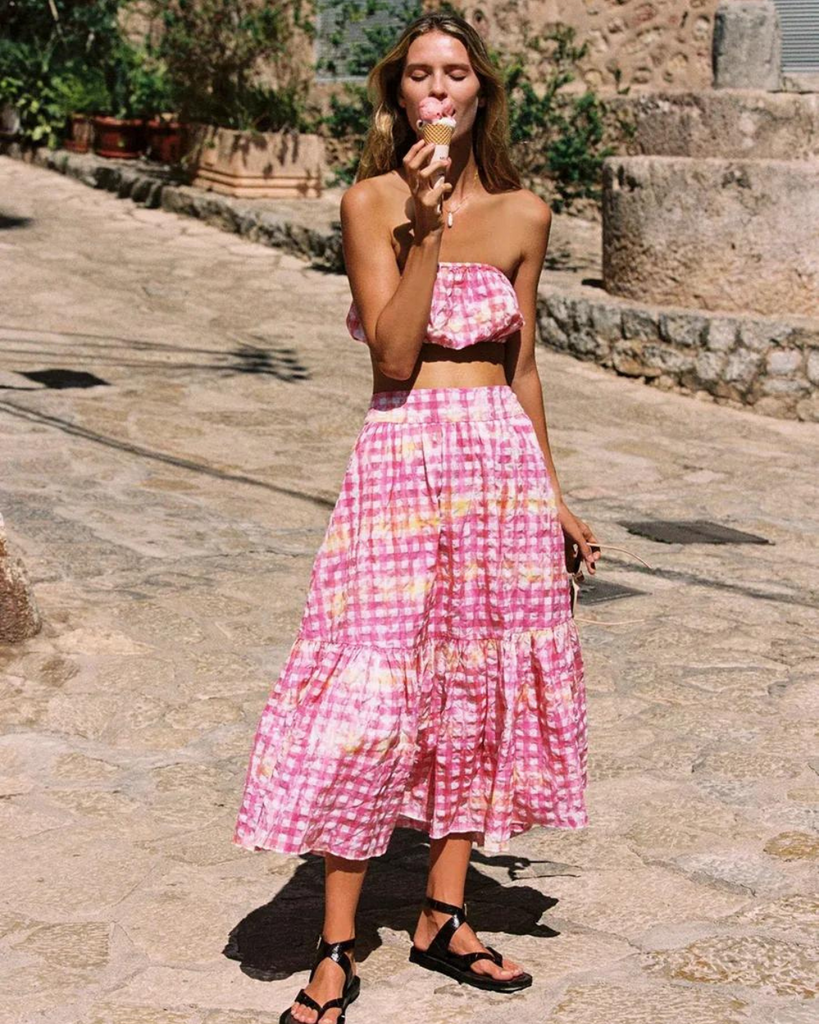 Steele Malibu Sans Set in Hypno Gingham WMIYHire